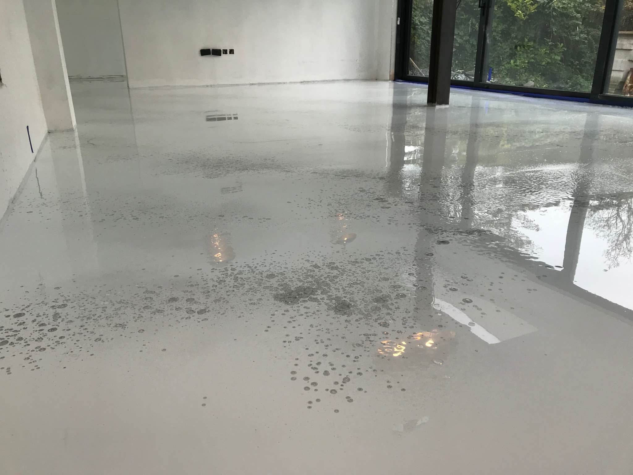 What are the Primary Reasons for an Epoxy Floor Failure? - Xtreme Polishing Systems