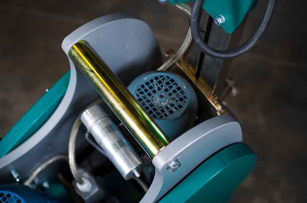 Contec Bull Floor Scraper - Xtreme Polishing Systems.