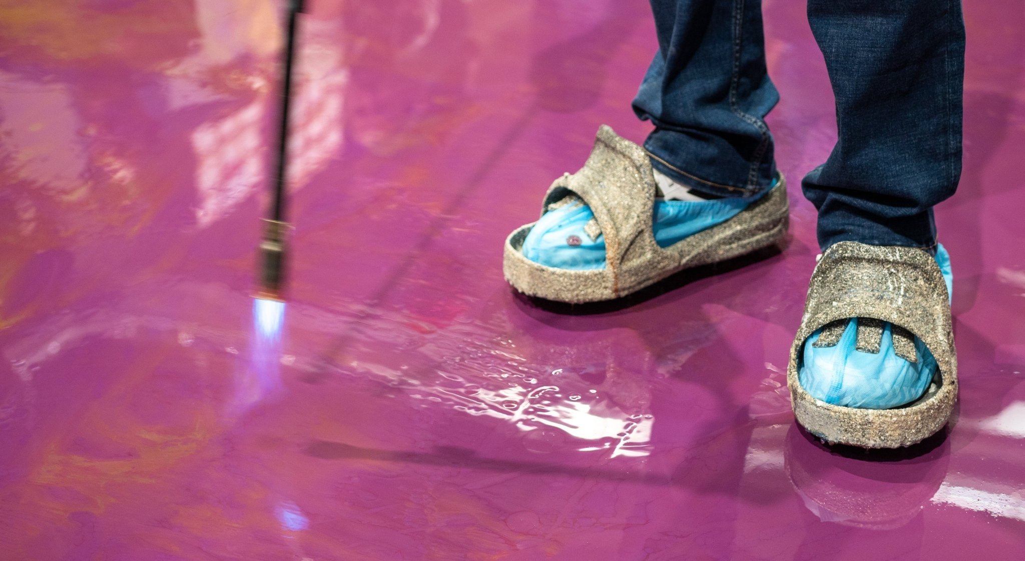 5 Common Epoxy Flooring Problems and How to Solve Them - Xtreme Polishing Systems