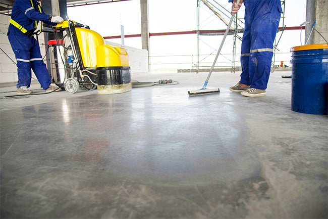 https://xtremepolishingsystems.com/cdn/shop/articles/an-expert-concrete-floor-guide-for-surface-preparation-890656_69189322-73bd-40b0-aa78-ca5e872fb5ad.jpg?v=1747410265&width=1024