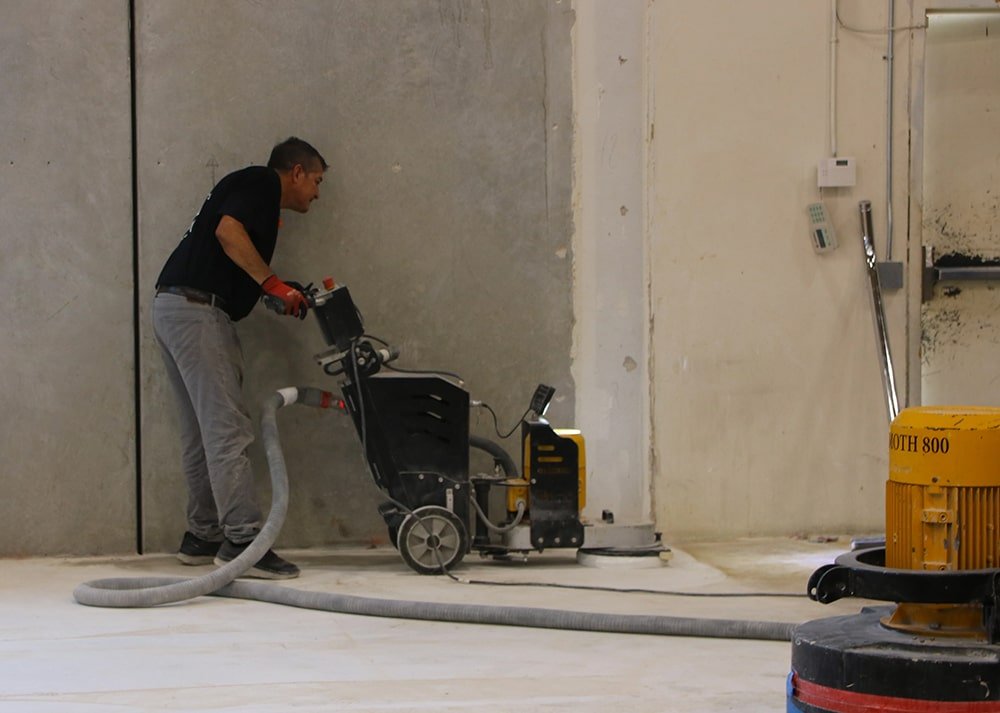 Wet Grinding vs. Dry Grinding and Polishing: What You Need to Know - Xtreme Polishing Systems: Grinding Concrete Floors