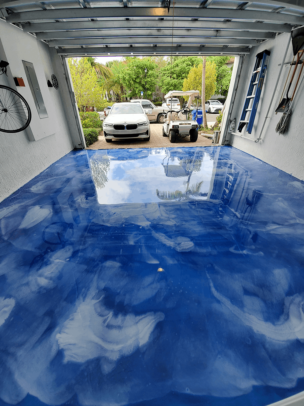 Blue and White Metallic Garage Floor | XPS