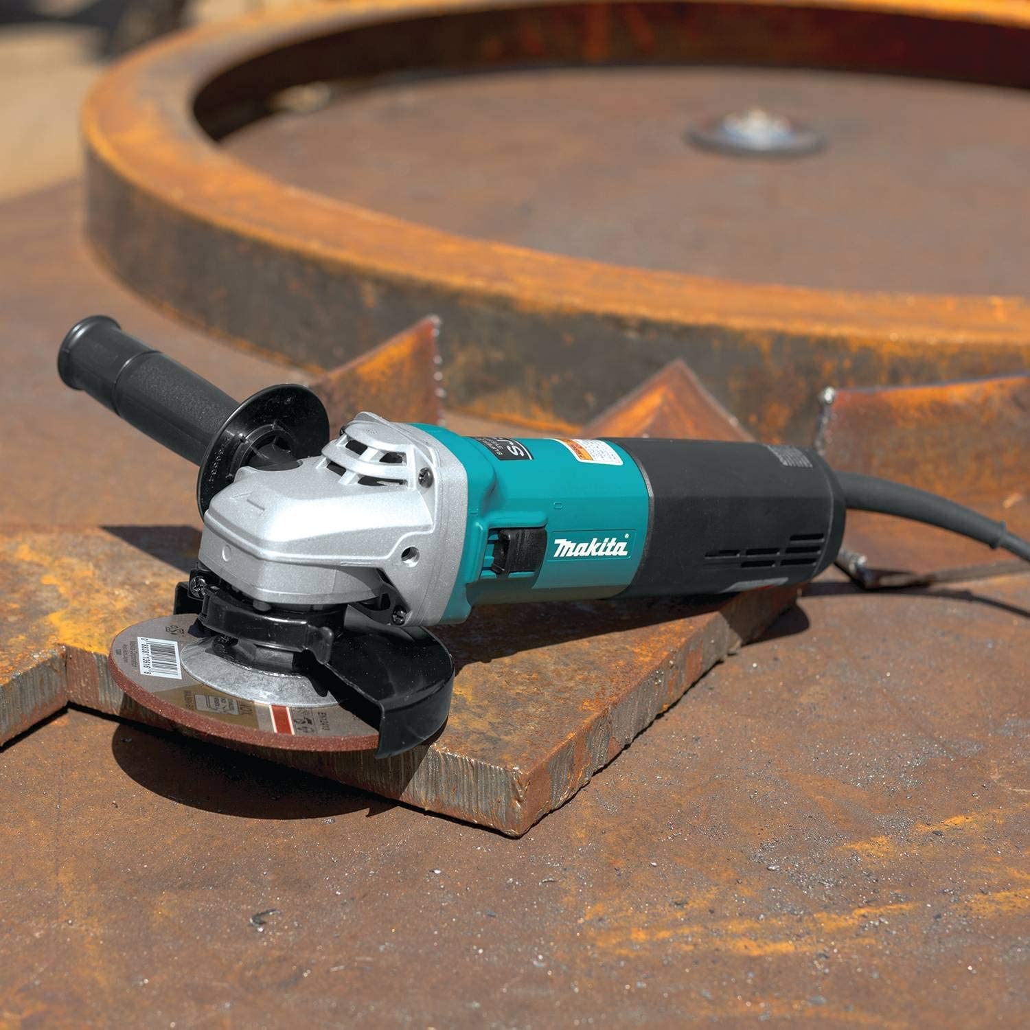 9565CV 5-inch Variable Speed Angle Grinder - Xtreme Polishing Systems - makita angle grinder, 5 inch grinder, 5in angle grinder, hand held grinder for concrete, variable speed grinders, variable speed angle grinders